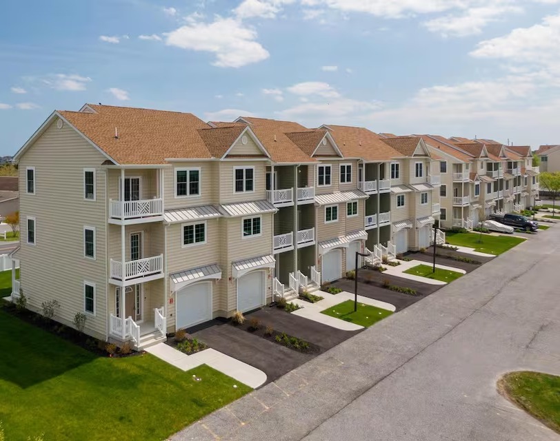 Sailor's Watch — 32 Townhomes